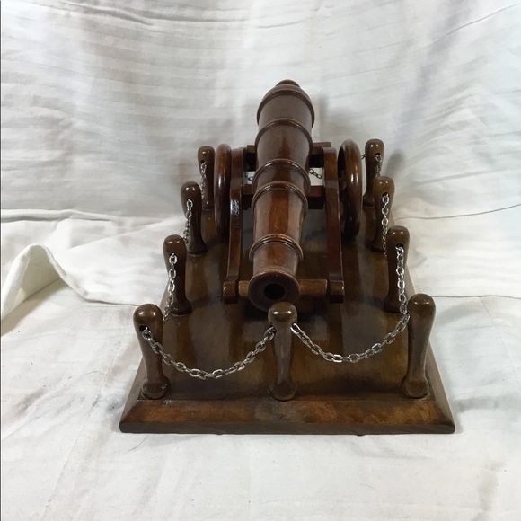 Wood carved cannon - Picture 2 of 4